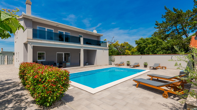 Holiday home Makarska - Zadvarje