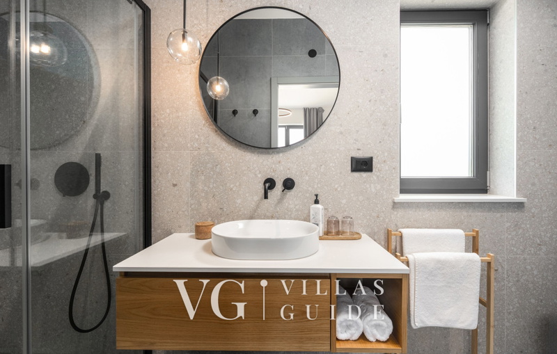 Villa Karbula Bathroom