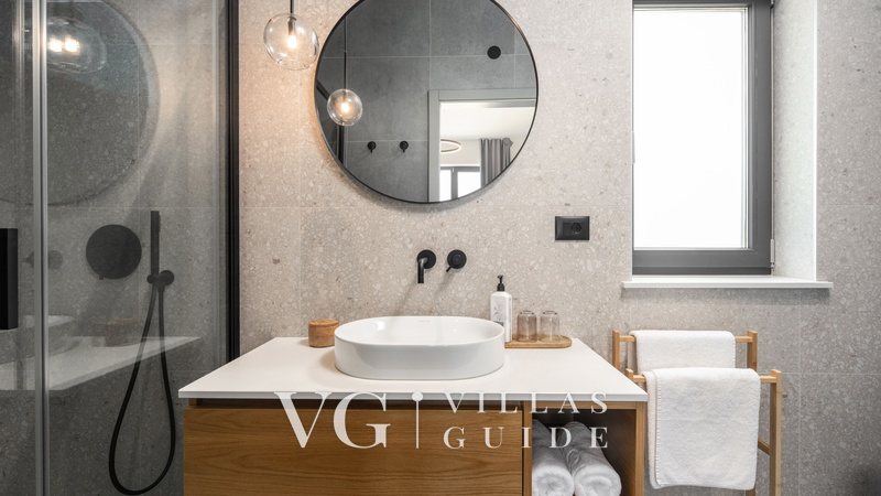 Villa Karbula Bathroom