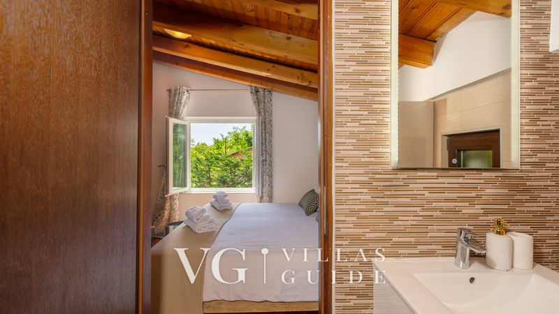 Villa Nino with pool - Lovran Bathroom