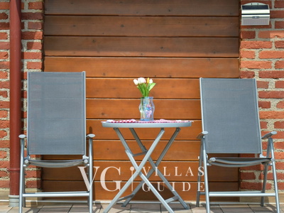 Villa Nina Additional content