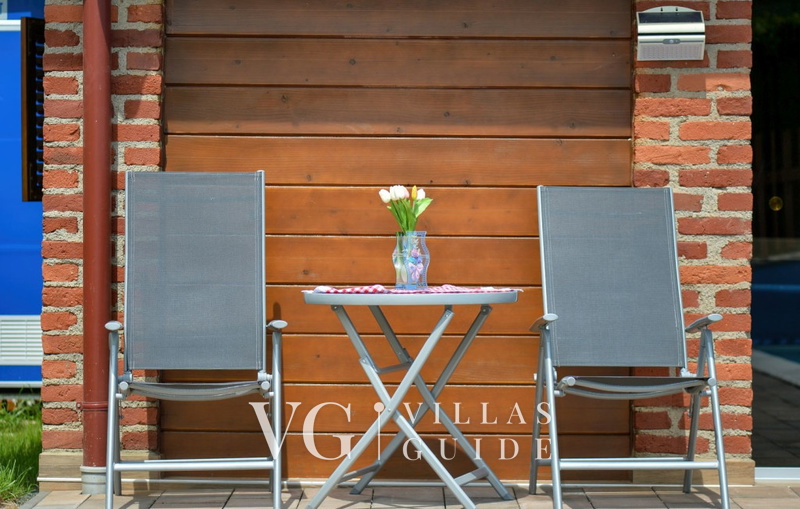 Villa Nina Additional content