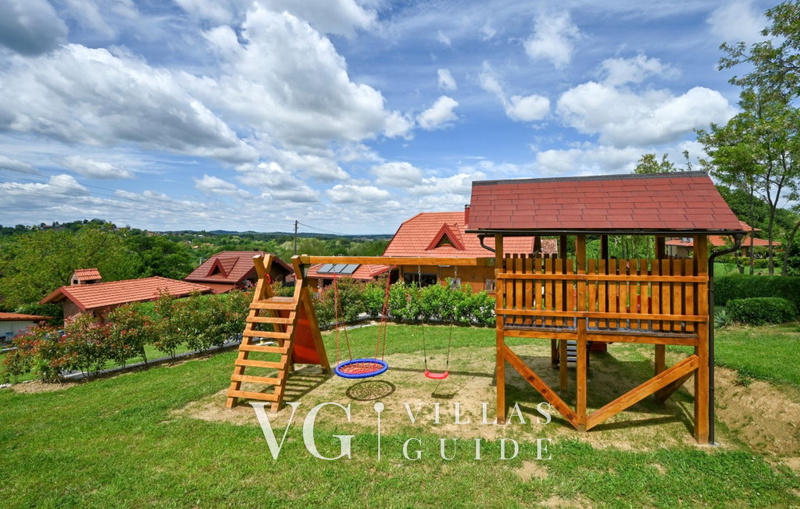 Villa Nina Additional content