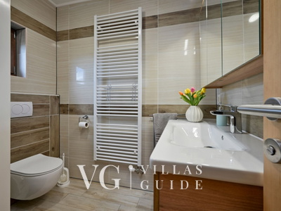 Villa Nina Bathroom