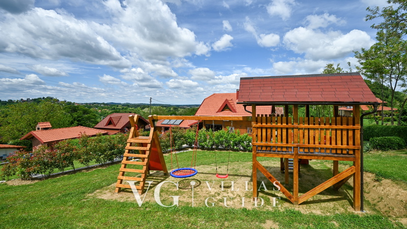 Villa Nina Additional content