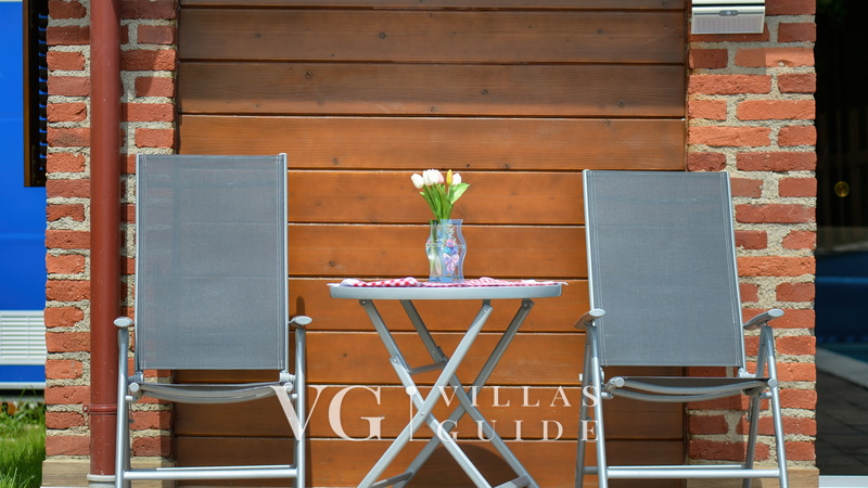 Villa Nina Additional content