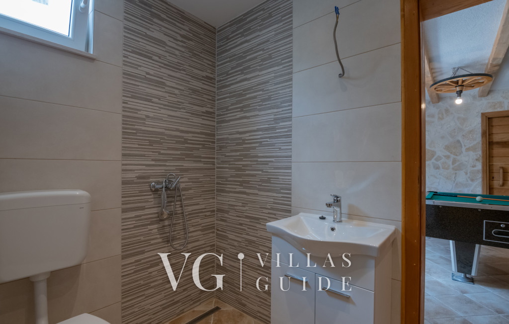 Villa Petar - Makarska-Zagvozd Kupaonica