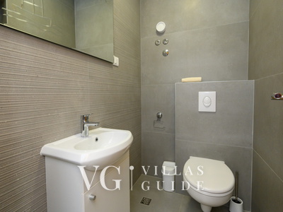 Villa Dida Božo Bathroom