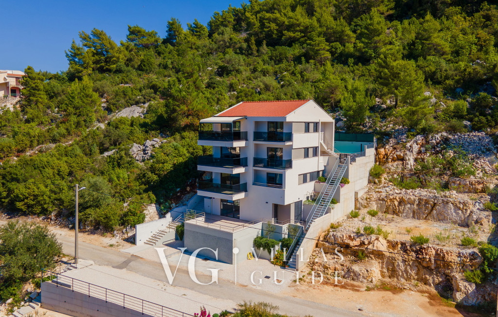 Villa Dida Božo Garden and property exterior