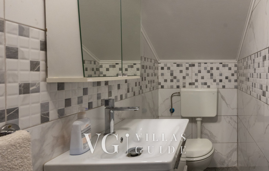 Apartman City View 3 Toilette per gli ospiti