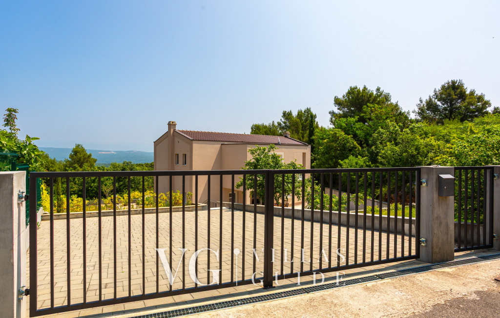 Casa Tijana with pool island Krk Microlocation