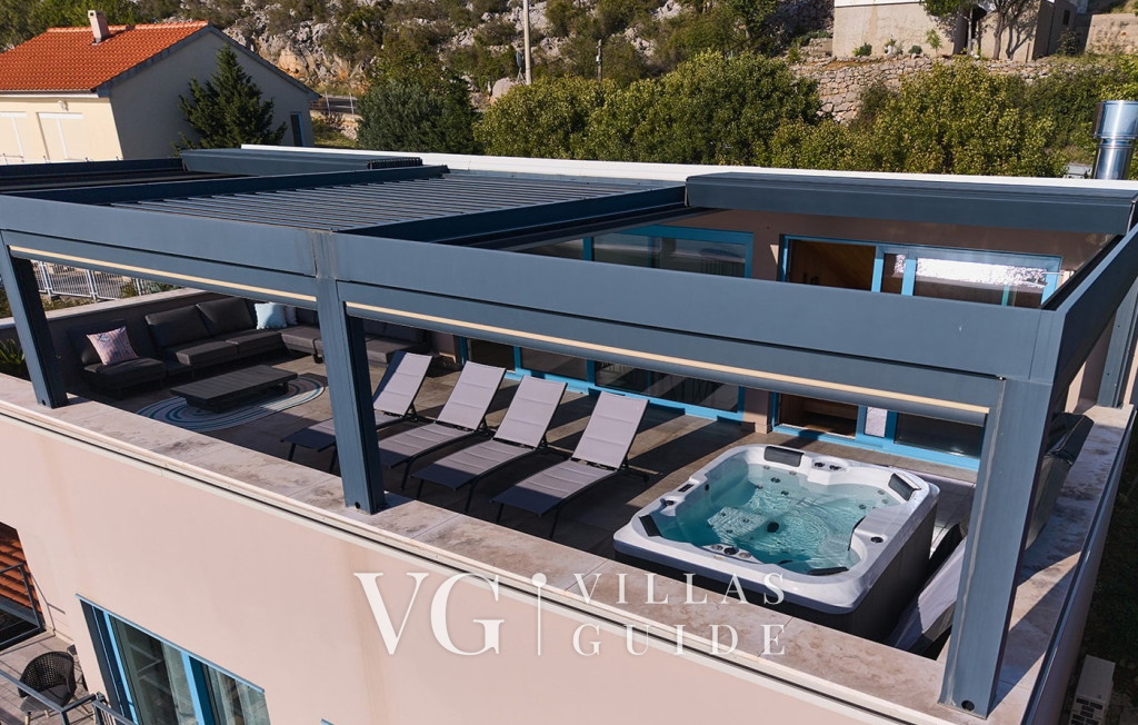 Villa Wind rose with pool&whirpool&sauna&beachfront wellness