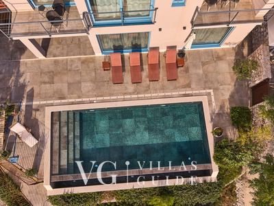 Villa Wind rose with pool&whirpool&sauna&beachfront Bazen