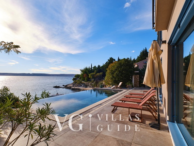 Villa Wind rose with pool&whirpool&sauna&beachfront Dvorište i vanjski dio objekta