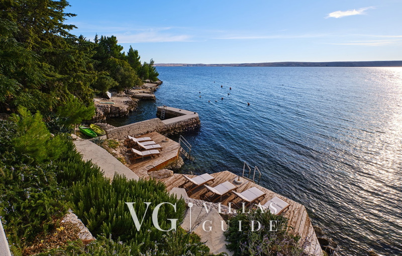 Villa Wind rose with pool&whirpool&sauna&beachfront