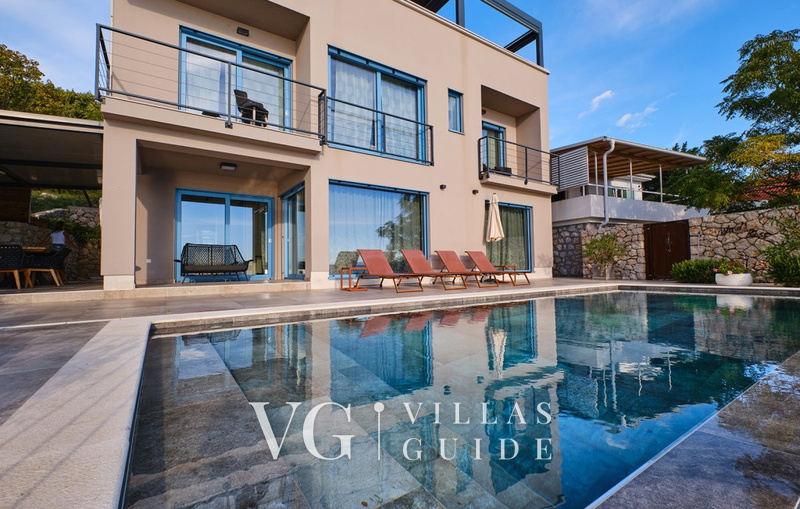 Villa Wind rose with pool&whirpool&sauna&beachfront Pool