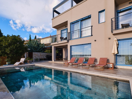 Villa Wind rose with pool&whirpool&sauna&beachfront