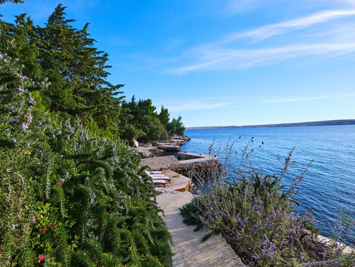 Villa Wind rose with pool&whirpool&sauna&beachfront