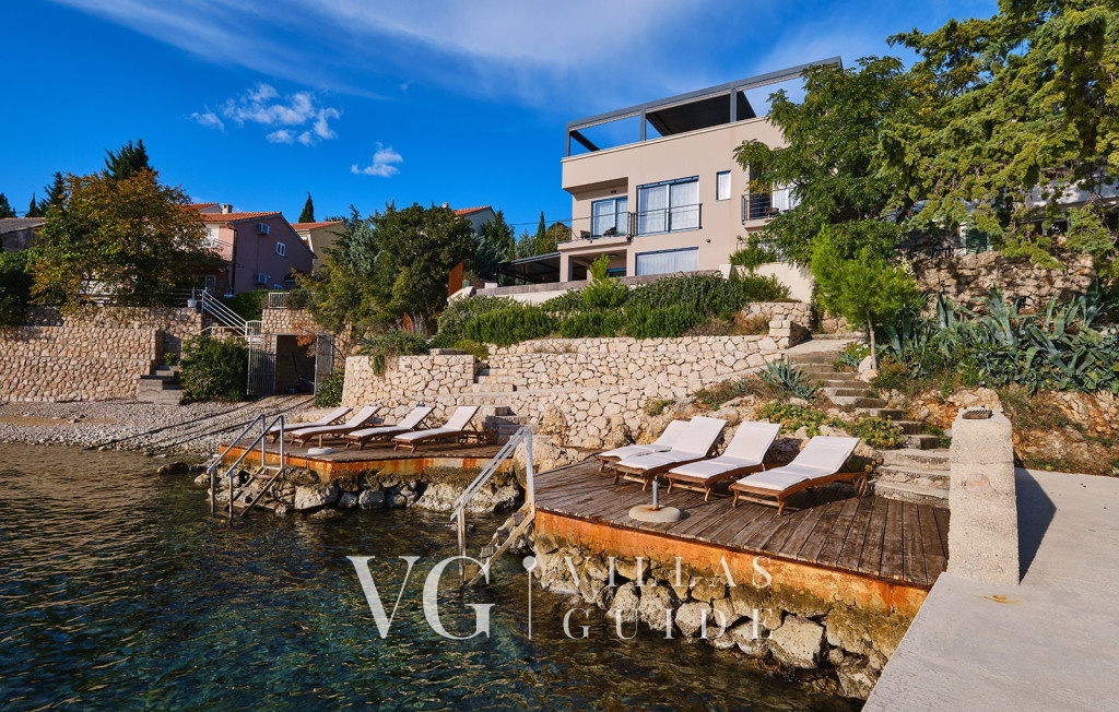 Villa Wind rose with pool&whirpool&sauna&beachfront Dvorište i vanjski dio objekta