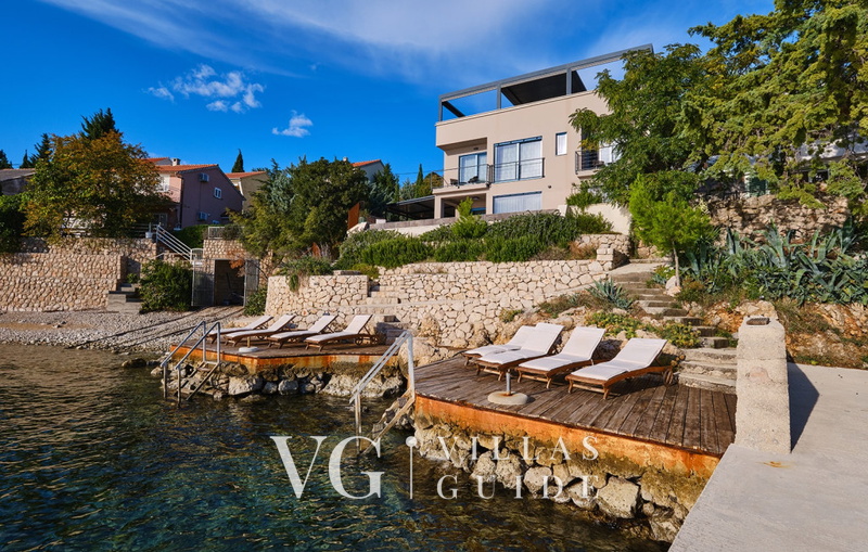 Villa Wind rose with pool&whirpool&sauna&beachfront Zusatzinhalte