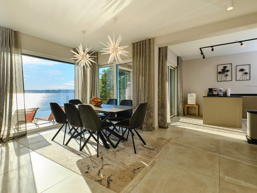 Villa Wind rose with pool&whirpool&sauna&beachfront