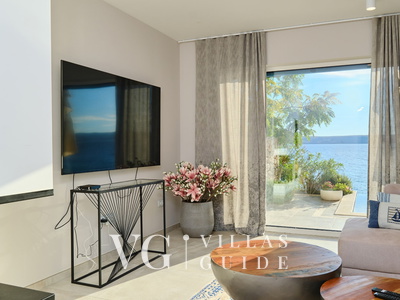 Villa Wind rose with pool&whirpool&sauna&beachfront Dnevni boravak