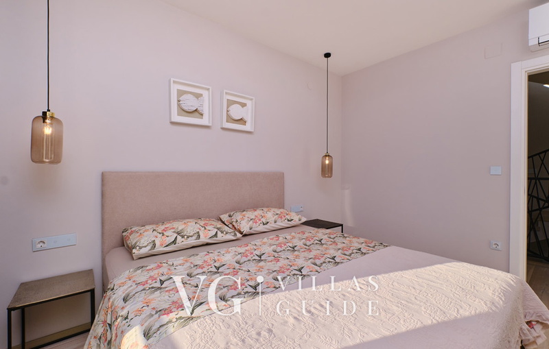 Villa Wind rose with pool&whirpool&sauna&beachfront Schlafzimmer