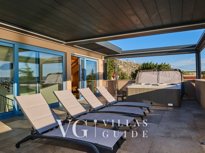 Villa Wind rose with pool&whirpool&sauna&beachfront wellness