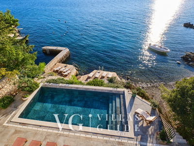 Villa Wind rose with pool&whirpool&sauna&beachfront Bazen