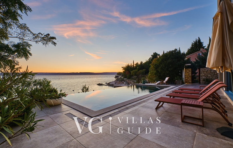 Villa Wind rose with pool&whirpool&sauna&beachfront Pool