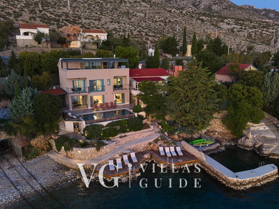 Villa Wind rose with pool&whirpool&sauna&beachfront Dvorište i vanjski dio objekta