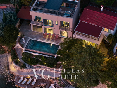 Villa Wind rose with pool&whirpool&sauna&beachfront Bazen