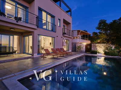 Villa Wind rose with pool&whirpool&sauna&beachfront Bazen