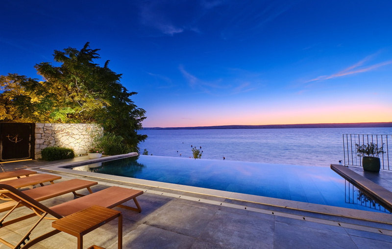 Villa Wind rose with pool&whirpool&sauna&beachfront