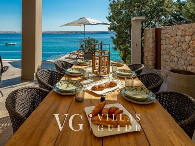 Villa Wind rose with pool&whirpool&sauna&beachfront Dvorište i vanjski dio objekta