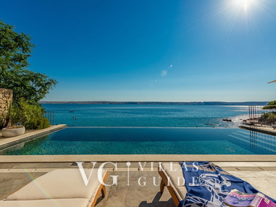 Villa Wind rose with pool&whirpool&sauna&beachfront