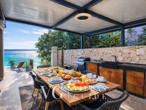 Villa Wind rose with pool&whirpool&sauna&beachfront