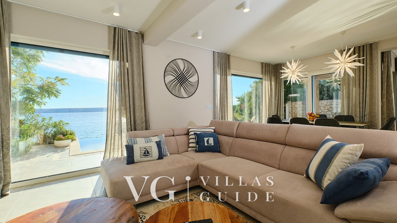 Villa Wind rose with pool&whirpool&sauna&beachfront