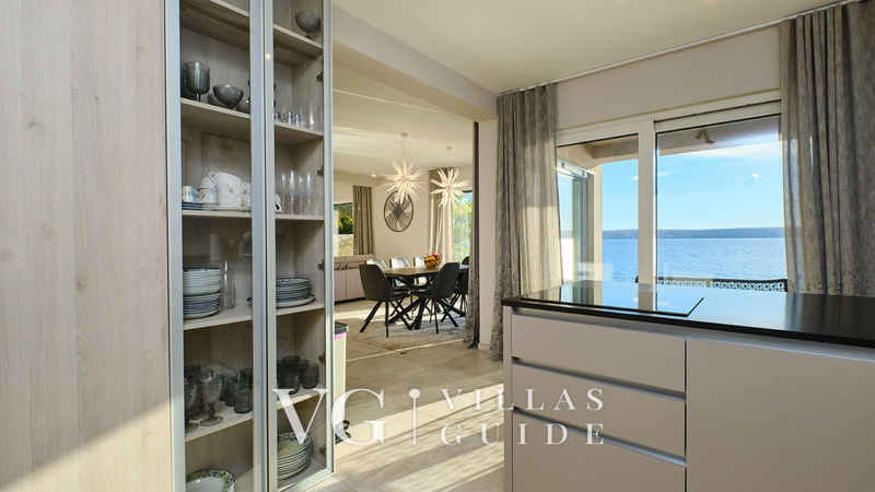 Villa Wind rose with pool&whirpool&sauna&beachfront Küche