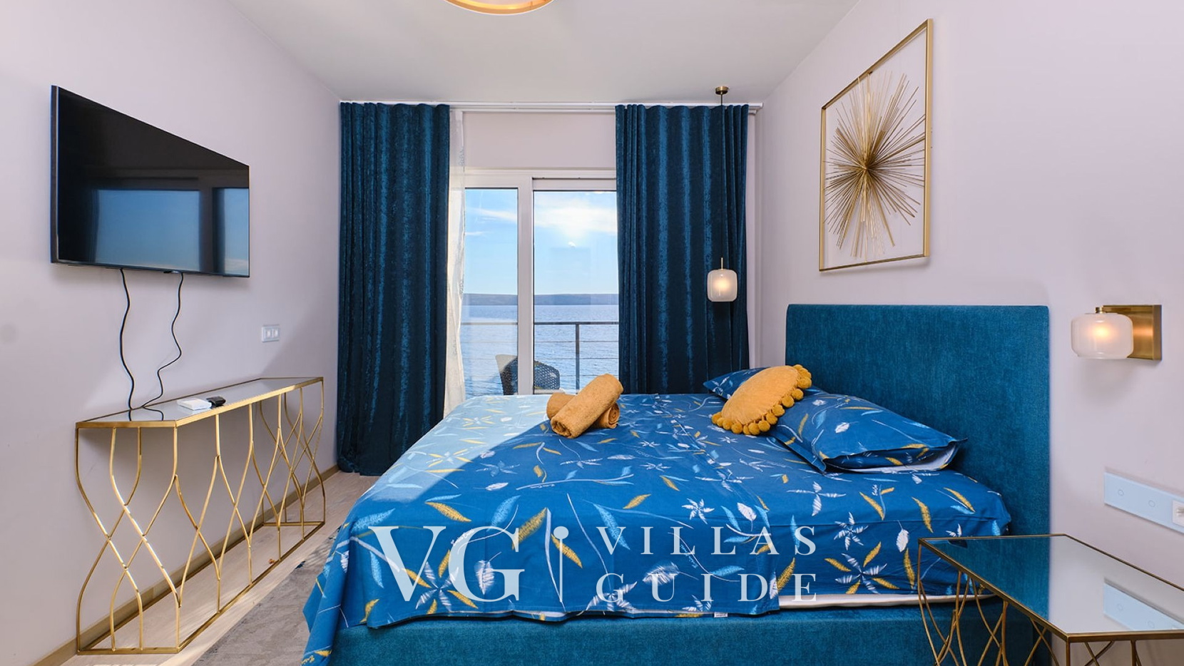 Villa Wind rose with pool&whirpool&sauna&beachfront Schlafzimmer