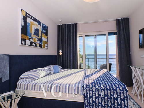 Villa Wind rose with pool&whirpool&sauna&beachfront