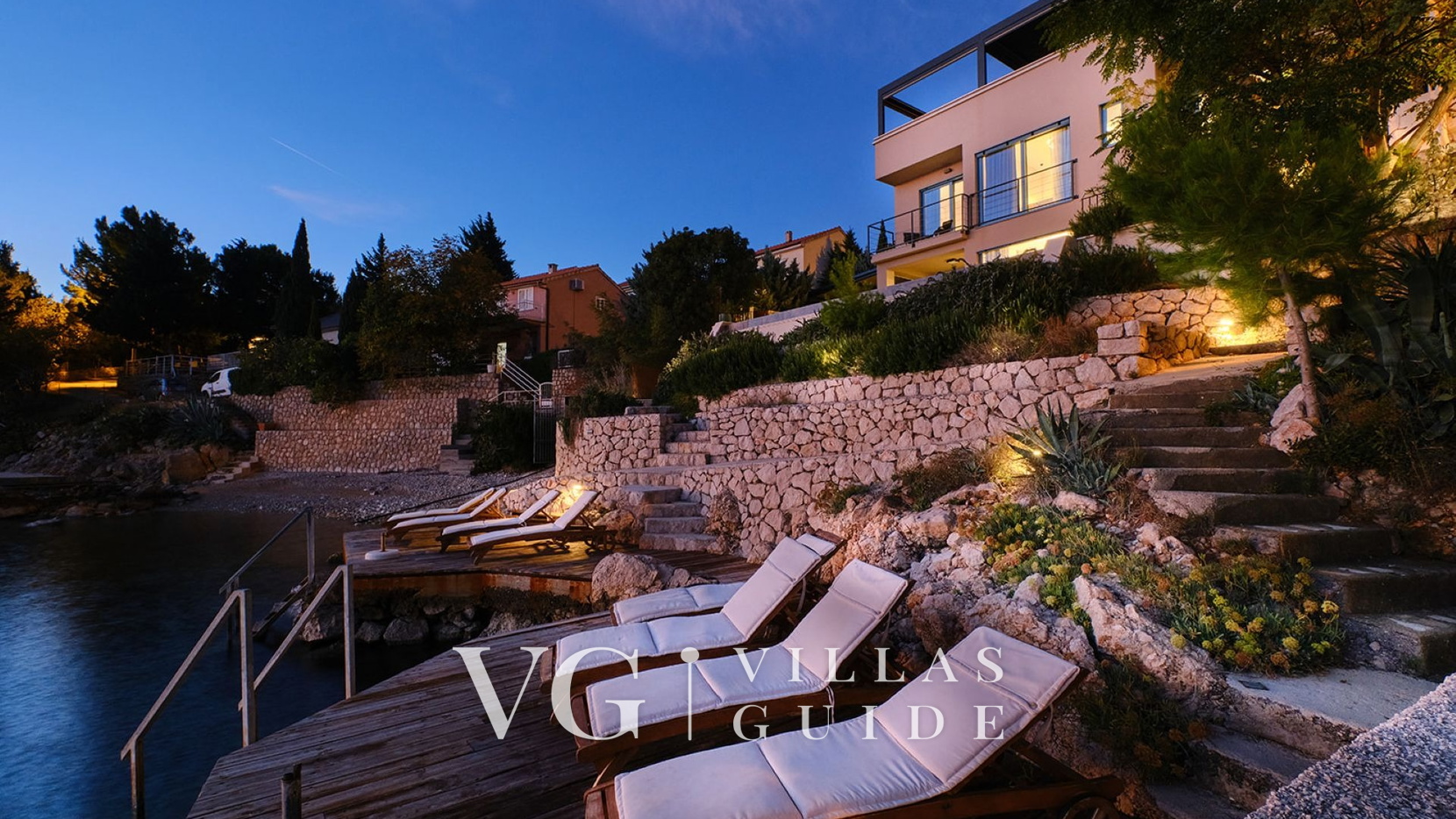 Villa Wind rose with pool&whirpool&sauna&beachfront