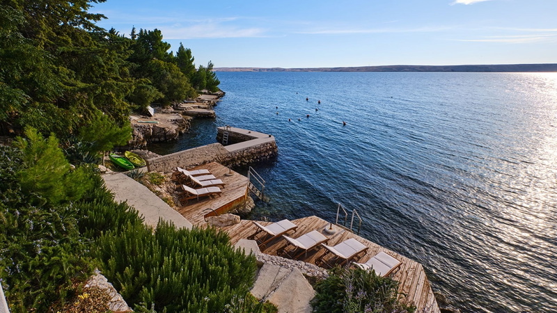 Villa Wind rose with pool&whirpool&sauna&beachfront