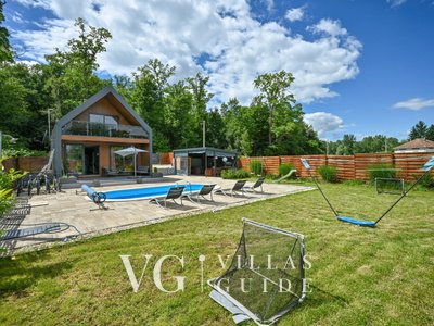 Holiday House Ved Dvorište i vanjski dio objekta