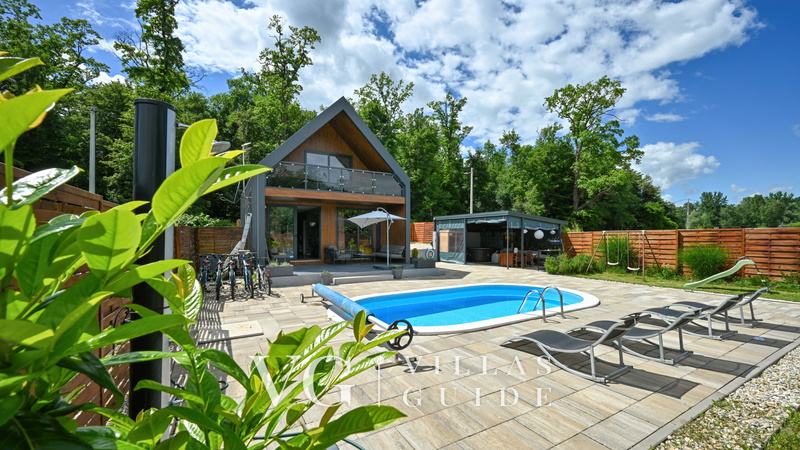 Holiday House Ved Garten und Außenbereich