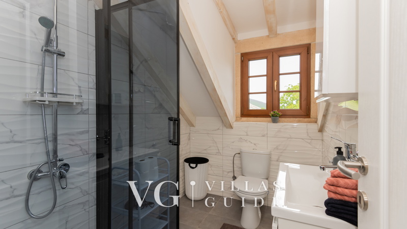 Villa Kameni Cvijet - Makarska-Podbablje Gornje Kupaonica