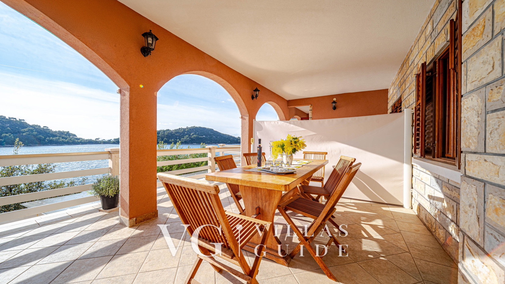 Apartman Meri Additional content