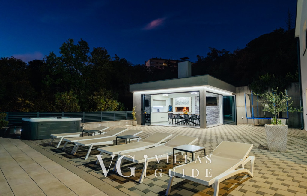 Villa Blue Lake - Makarska-Imotski Dvorište i vanjski dio objekta