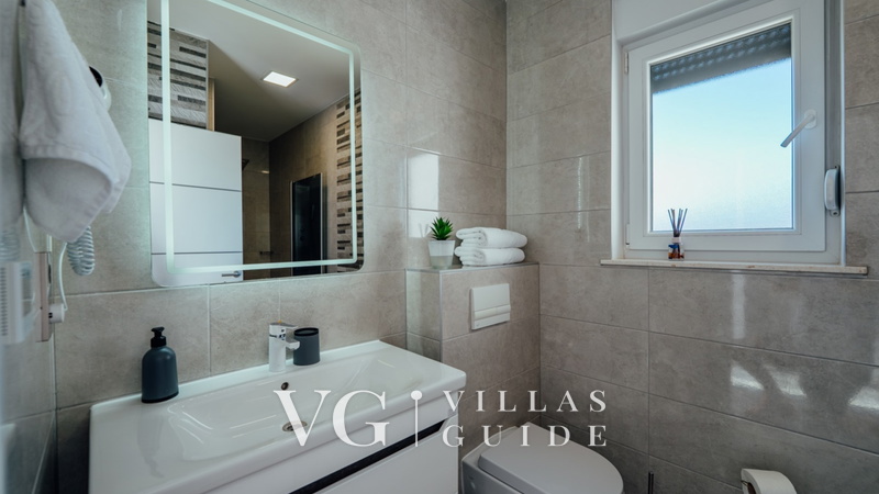 Villa Blue Lake - Makarska-Imotski WC za goste