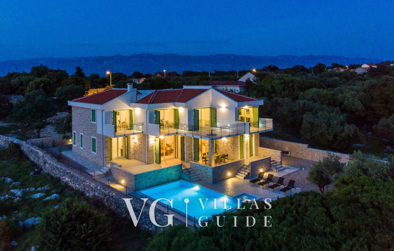 Villa Lun T - Island Pag Garten und Außenbereich